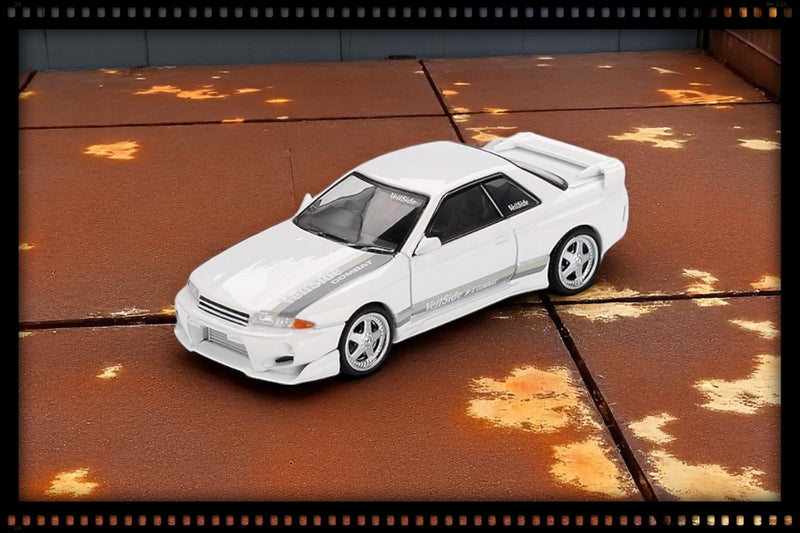 Load image into Gallery viewer, Nissan SKYLINE GT-R (R32) VEILSIDE COMBAT C-I WHITE 2011 (RHD) MINI GT 1:64

