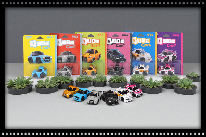 Assortment 6PCS QUBE CARZ 2025 VER.1 MINI GT 1:64