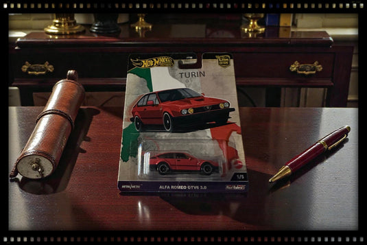 Alfa ROMEO GTV6 3.0 HOT WHEELS 1:64