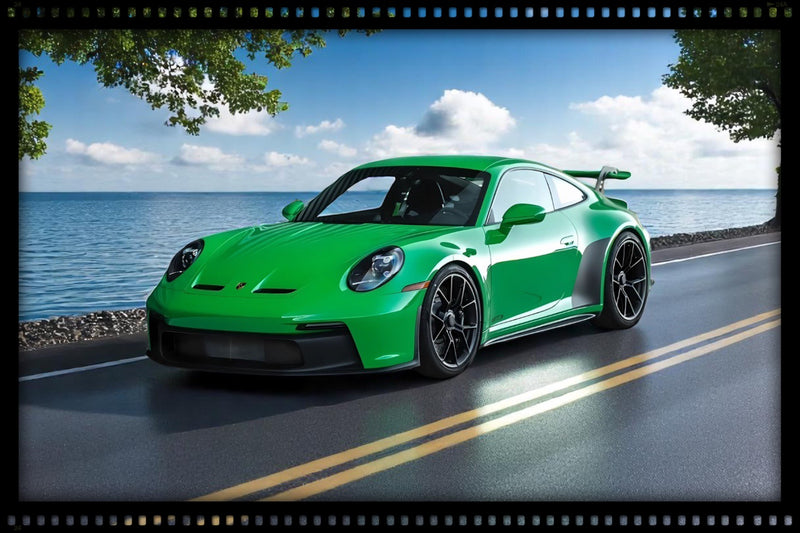 Load image into Gallery viewer, Porsche 911 [992] GT3 GREEN 2022 GT SPIRIT 1:8
