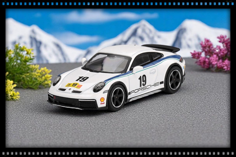 Load image into Gallery viewer, Porsche 911 (992) DAKAR RALLYE DESIGN PACKAGE 74 2024 (LHD) MINI GT 1:64
