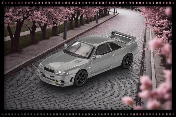 Nissan GTR (R33) NISMO BCNR33 CRS DARK METAL GRAY 1993 (RHD) MINI GT 1:64