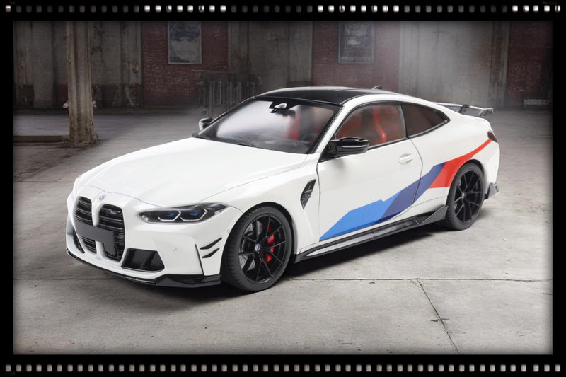 Load image into Gallery viewer, Bmw M4 PERFORMANCE PARTS WHITE &amp; M DECO 2025 SOLIDO 1:18
