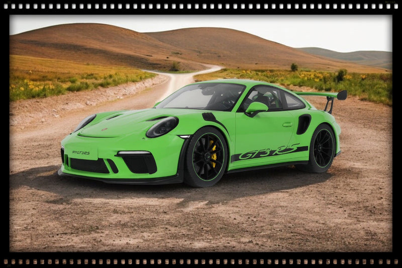 Load image into Gallery viewer, PORSCHE 911 (991.2) GT3 RS GREEN 2019 GT SPIRIT 1:12

