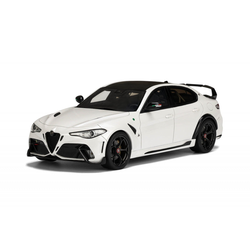 Load image into Gallery viewer, Alfa Romeo GIULLIA GTAm Trofeo WHITE 2020 OTTOmobile 1:18
