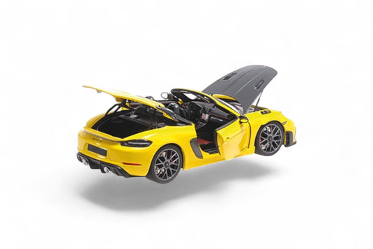 Porsche SPYDER RS 2024 YELLOW W/ WEISSACH PACKAGE MINICHAMPS 1:18