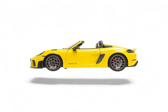 Porsche SPYDER RS 2024 YELLOW W/ WEISSACH PACKAGE MINICHAMPS 1:18