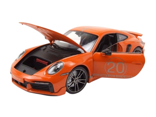 Porsche 911 (992) Turbo S coupe Sport Design 2021 Orange MINICHAMPS 1:18