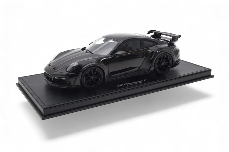 Chargez l'image dans la visionneuse de la galerie, Porsche 911 (992) TECHART GTstreet R Noir - Édition Limitée 21 sur 87 pièces - TECHART 1:18
