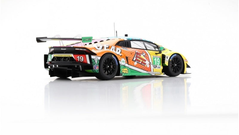 Load image into Gallery viewer, Lamborghini HURACAN GT3 EVO TEAM GEAR RACING BY GRT GRASSER N 19 24h DAYTONA 2020 C.NIELSEN - K.LEGGE - T.CALDERON - R.FREY - LIGHT BLUE YELLOW/GREEN with case &amp; base SPARK 1:18
