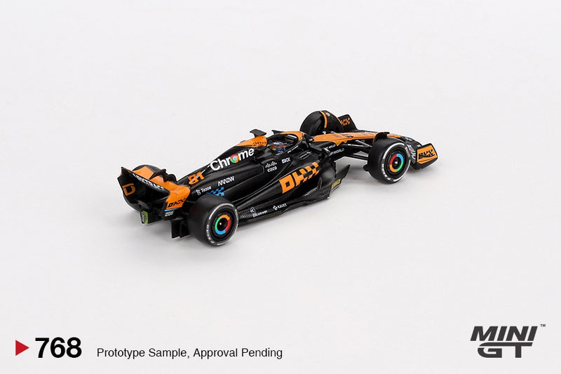 Chargez l'image dans la visionneuse de la galerie, MCLAREN MCL60 #81 OSCAR PIASTRI GP DU JAPON 3ÈME PLACE 2023 MINI GT 1:64
