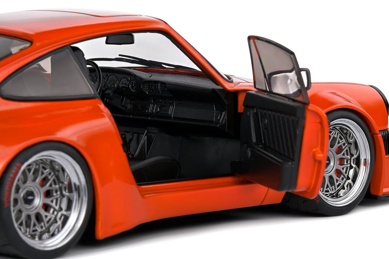 Laad de afbeelding in de Gallery-viewer, PORSCHE RWB KS-R ORANJE 2022 SOLIDO 1:18
