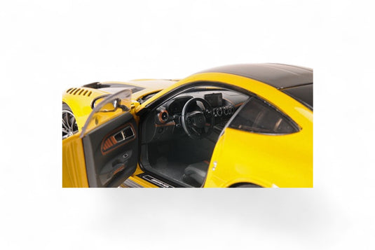 Mercedes-Benz AMG GT BLACK SERIES 2021 YELLOW METALLIC (SOLARBEAM) MINICHAMPS 1:18