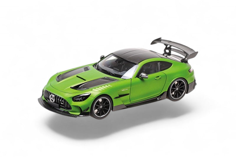 Chargez l'image dans la visionneuse de la galerie, Mercedes-Benz AMG GT BLACK SÉRIES 2021 VERT MAT MINICHAMPS 1:18
