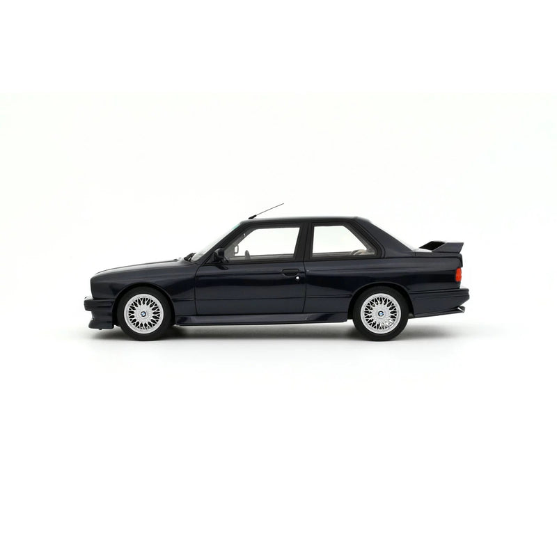 Load image into Gallery viewer, Bmw (E30) M3 EUROPAMEISTER MACAU BLEU METALLIC 1988 OTTOmobile 1:18
