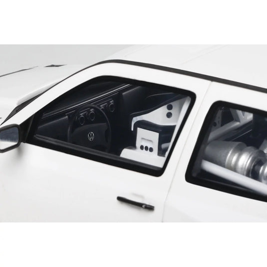 Volkswagen GOLF III KHYZYL SALEEM WHITE 2024 OTTOmobile 1:18