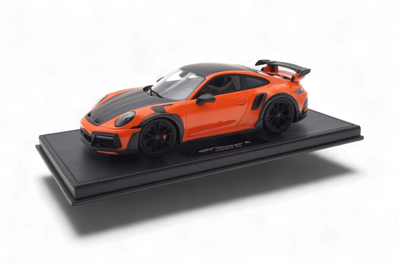 Chargez l'image dans la visionneuse de la galerie, Porsche 911 (992) TECHART GTstreet R Orange - Édition Limitée 9 sur 20 pièces - TECHART 1:18
