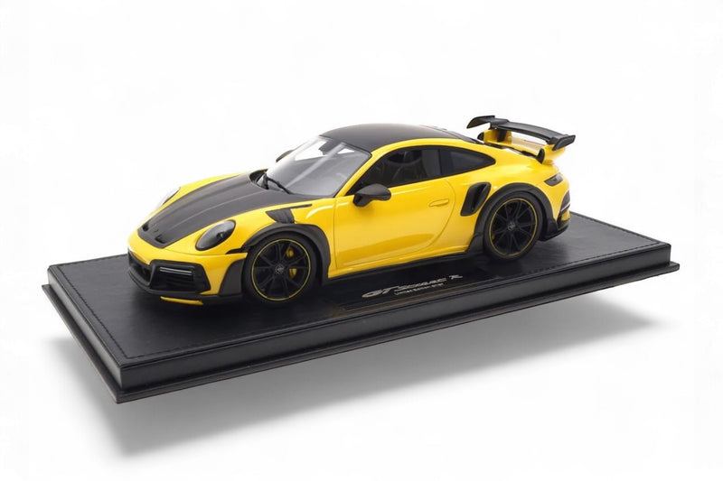 Chargez l'image dans la visionneuse de la galerie, Porsche 911 (992) TECHART GTstreet R Jaune - Édition Limitée 59 sur 87 pièces - TECHART 1:18
