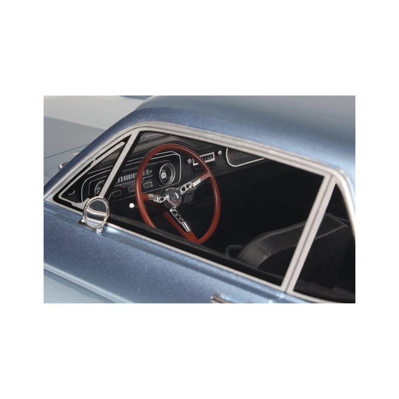 Load image into Gallery viewer, Ford MUSTANG V8 HARDTOP SILVER BLUE PONY 1965 OTTOmobile 1:12
