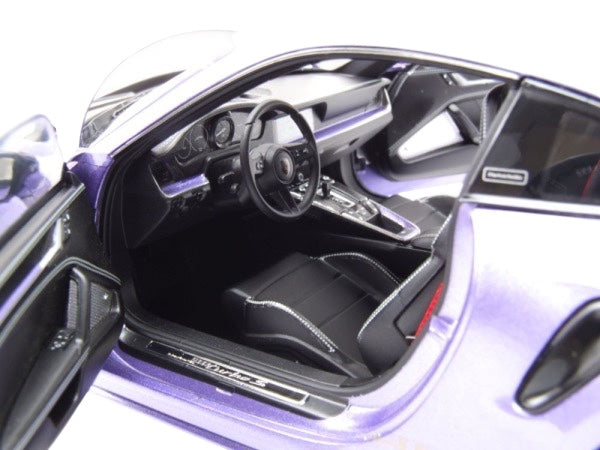 Load image into Gallery viewer, Porsche 911 (992) Turbo S coupe Sport Design 2021 Purple MINICHAMPS 1:18
