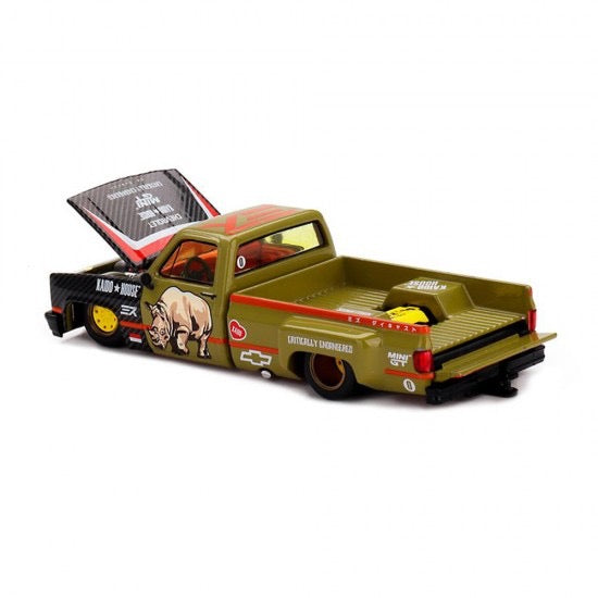 Load image into Gallery viewer, CHEVROLET SILVERADO SUMATRAN RHINO 1980 MINI GT 1:64
