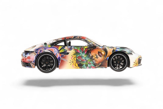 Porsche 911 CARRERA 4S 2019 BLOEMENONTWERP BASISPLAAT EN ACRYL CASE ‼️BEPERKTE EDITIE 500 stuks‼️ MINICHAMPS 1:18