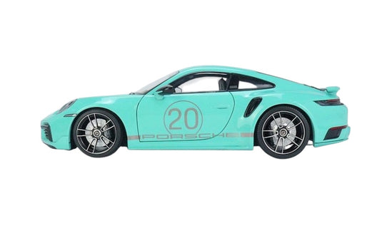 Porsche 911 (992) Turbo S coupe Sport Design 2021 Green MINICHAMPS 1:18
