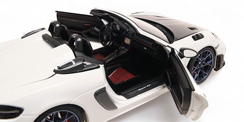 Load image into Gallery viewer, Porsche SPYDER RS 2024 WHITE METTALIC / BLUE WHEELS WITH WEISSACH PACKAGE MINICHAMPS 1:18
