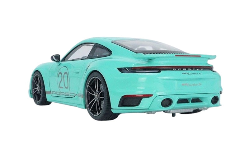 Load image into Gallery viewer, Porsche 911 (992) Turbo S coupe Sport Design 2021 Green MINICHAMPS 1:18
