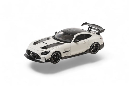 Mercedes AMG GT BLACK SERIES 2021 WHITE / BLACK WHEELS MINICHAMPS 1:18