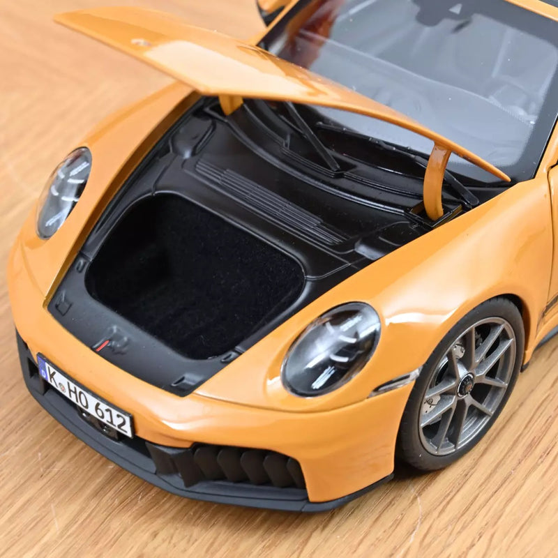 Load image into Gallery viewer, PORSCHE 911 TARGA 4 GTS 2025 YELLOW NOREV 1:18

