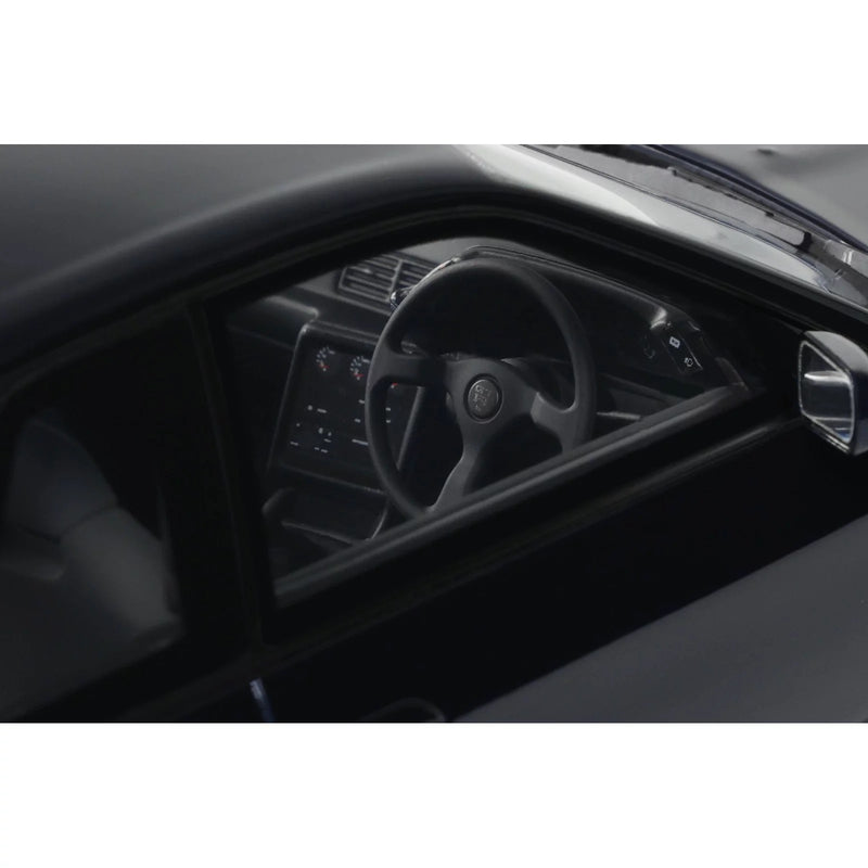 Load image into Gallery viewer, Nissan SKYLINE GT-R (BNR32) DARK BLUE PEARL TH1 1993 OTTOmobile 1:18
