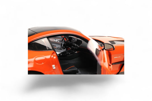 Mercedes AMG GT BLACK SERIES 2021 ORANGE / SILVER WHEELS MINICHAMPS 1:18