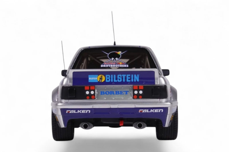 Laad de afbeelding in de Gallery-viewer, BMW E30 V8 DRIFT REDBULL OTTOmobile 1:18
