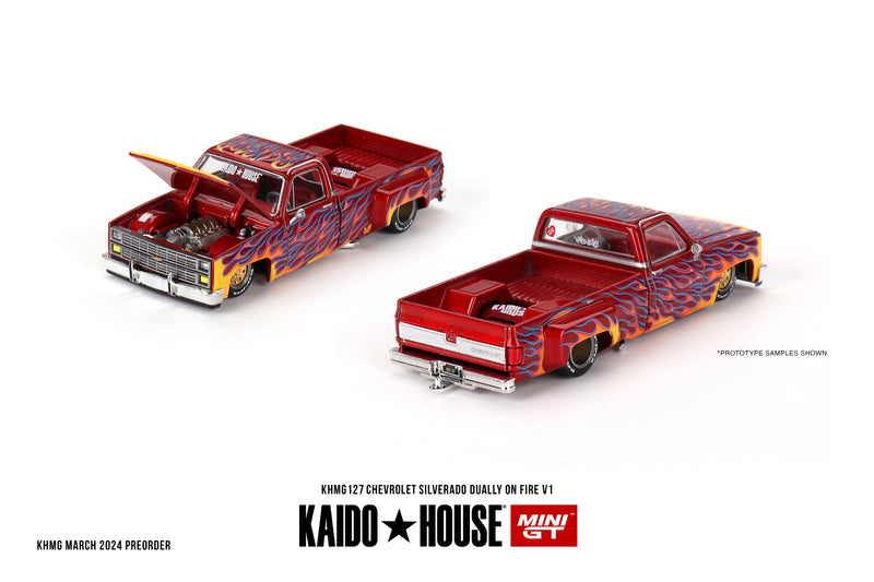 Load image into Gallery viewer, Chevrolet SILVERADO DUALLY ON FIRE V1 1980 MINI GT 1:64
