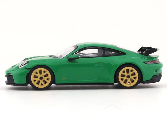 Porsche 911 (992) GT3 2021 MINICHAMPS 1:64