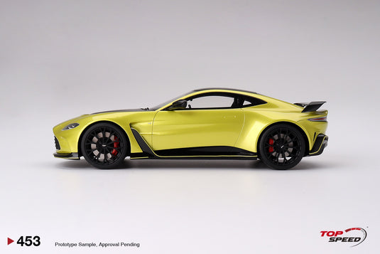 ASTON MARTIN V12 VANTAGE JAUNE TOP SPEED 1:18
