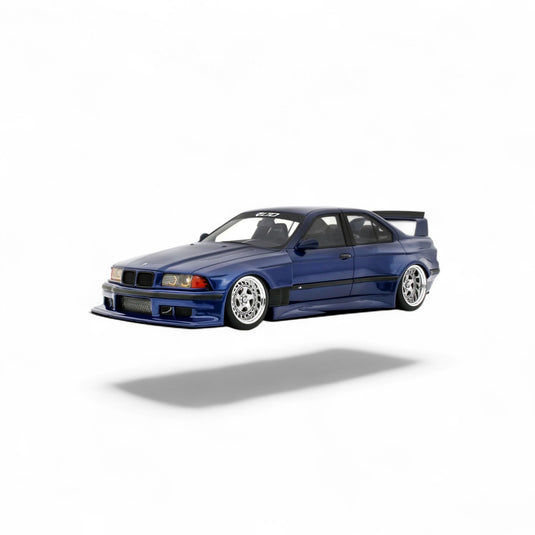 BMW E36 LTO BERLINE TURBO KHYZYL SALEEM BLEU AVUS 2023 OTTOmobile 1:18