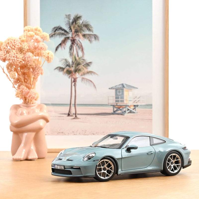Load image into Gallery viewer, Porsche 911 S/T 2023 Blue NOREV 1:18
