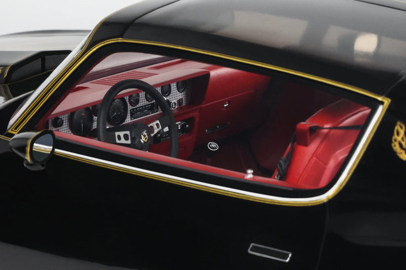 Laad de afbeelding in de Gallery-viewer, PONTIAC FIREBIRD TRANS AM STARLIGHT ZWART 1978 OTTOmobile 1:12

