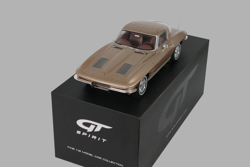Load image into Gallery viewer, CHEVROLET CORVETTE C2 SADDLE TAN 1963 GT SPIRIT 1:12
