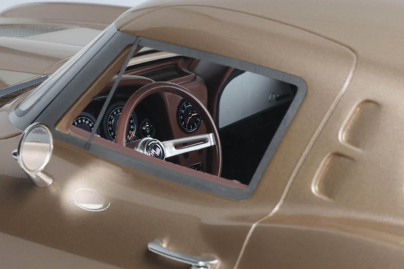 Load image into Gallery viewer, CHEVROLET CORVETTE C2 SADDLE TAN 1963 GT SPIRIT 1:12
