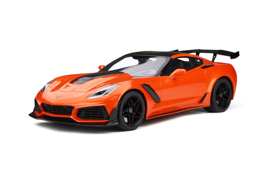 <tc>CHEVROLET CORVETTE C7 ZR1 ORANJE GT SPIRIT 1:12</tc>