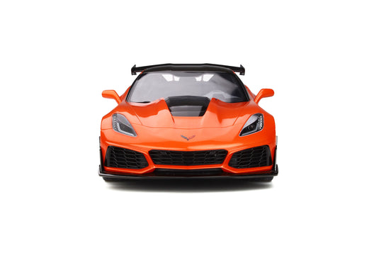 <tc>CHEVROLET CORVETTE C7 ZR1 ORANJE GT SPIRIT 1:12</tc>