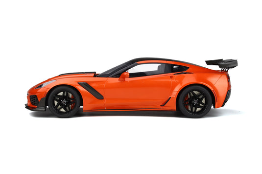 <tc>CHEVROLET CORVETTE C7 ZR1 ORANJE GT SPIRIT 1:12</tc>