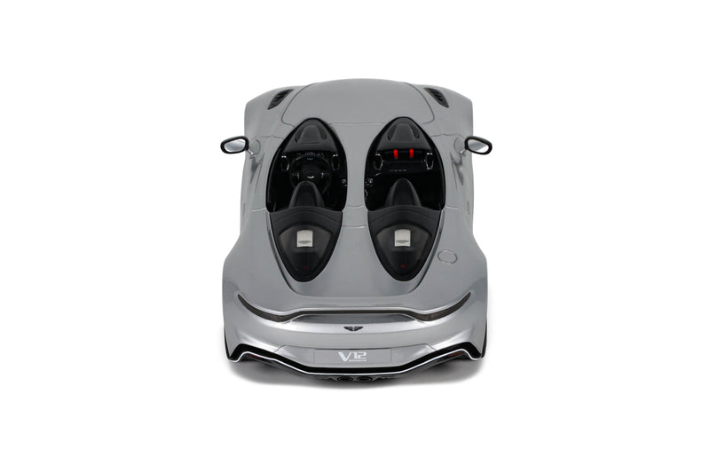 Chargez l'image dans la visionneuse de la galerie, Aston Martin V12 SPEEDSTER 2021 ARGENTÉ GT SPIRIT 1:18
