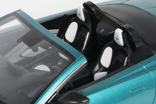 Aston MARTIN V12 VANTAGE ROADSTER TAYOS TURQUOISE GT SPIRIT 1:18