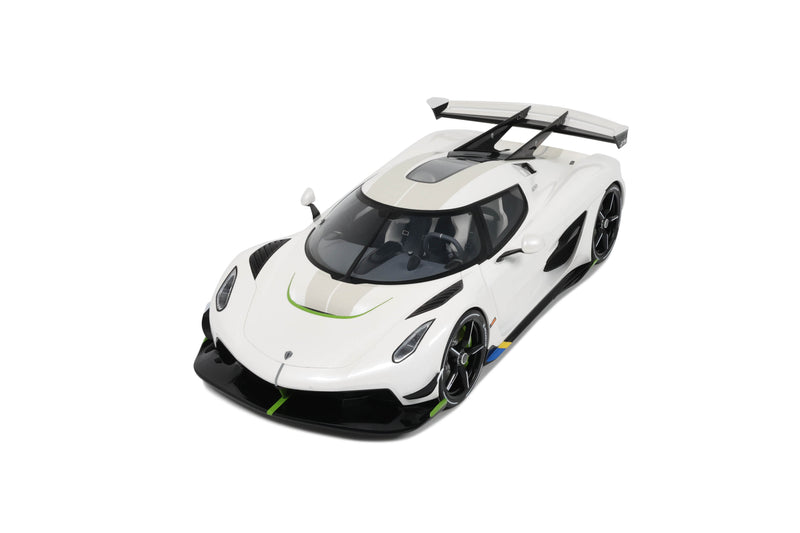 Load image into Gallery viewer, Koenigsegg JESKO CRYSTAL WHITE 2019 GT SPIRIT 1:12
