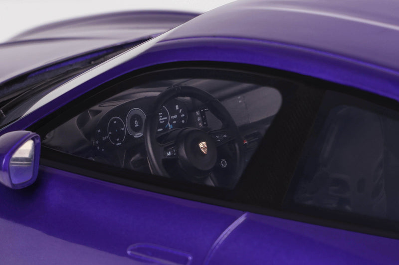 Laad de afbeelding in de Gallery-viewer, Porsche TAYCAN TURBO GT PAARS SKY METALLIC 2023 GT SPIRIT 1:18
