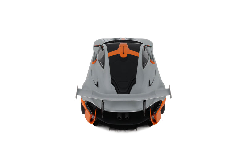 Chargez l'image dans la visionneuse de la galerie, MCLAREN P1 GTR GRIS PEBBLE BEACH 2014 GT SPIRIT 1:8

